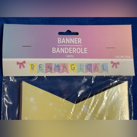 Disney Set of 6 Party Favors and 1 Banner Pink and White Set - NWT - Picture 5 of 8